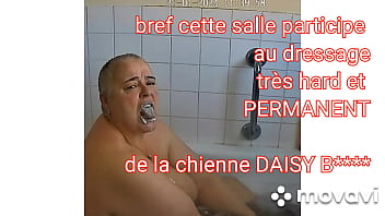 &Eacutecriteau sur la porte salle de bain de Daisydogslave