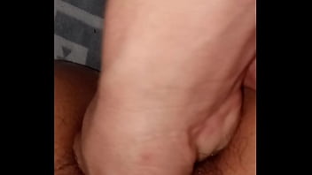 Love when he fingers my pussy